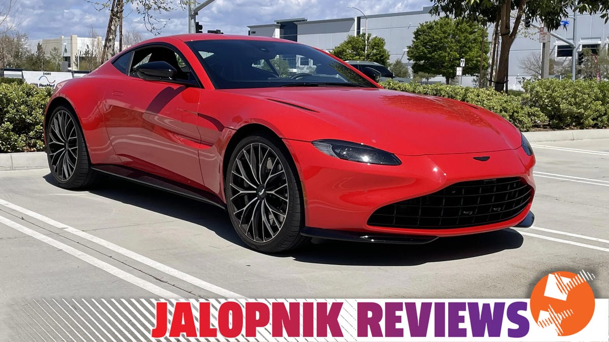 2022 Aston Martin Vantage Review