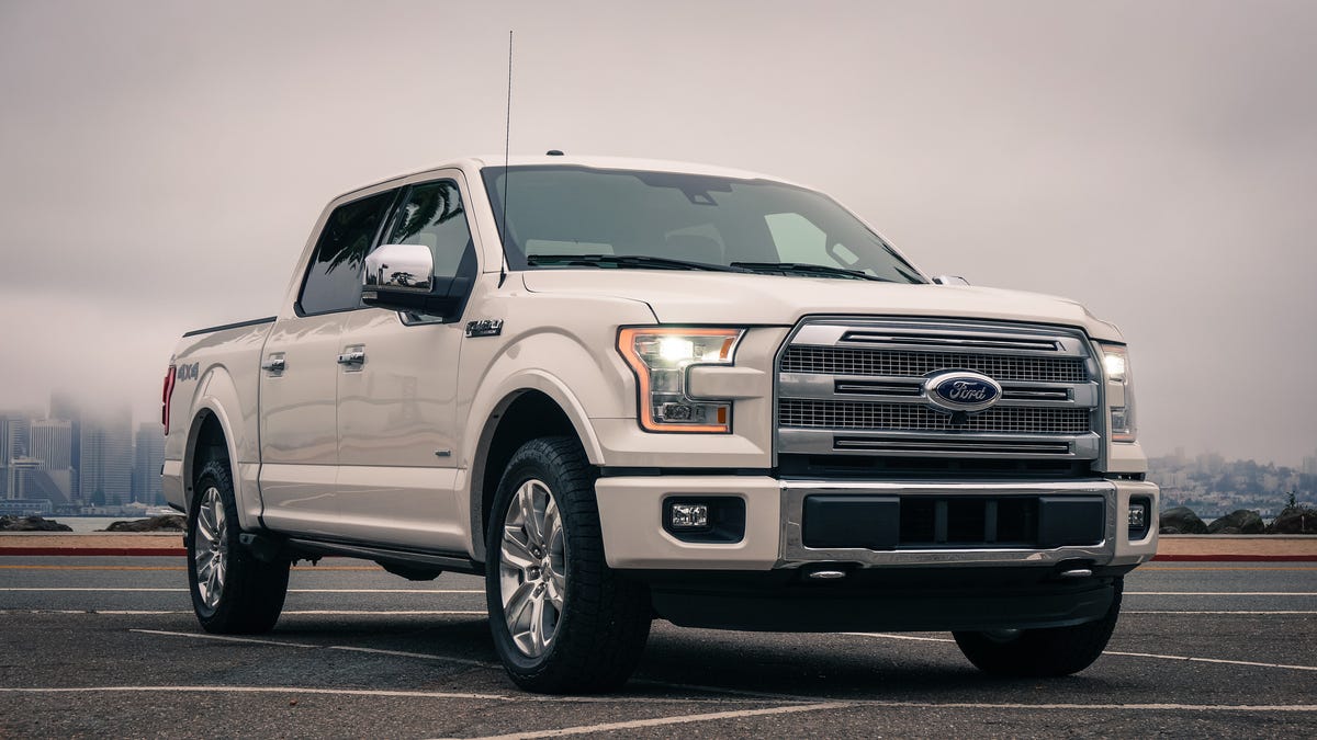 2015 Ford F-150 4x4 Platinum review: Ford's aluminum workhorse pickup is  better in all ways but one - CNET