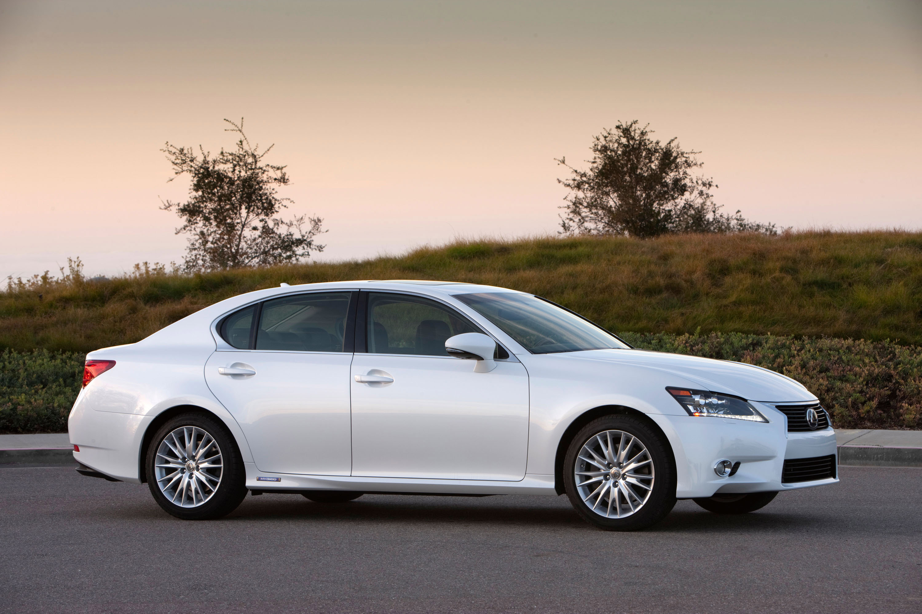 2015 Lexus GS 450h Revs Up Hybrid Driving Performance with New F SPORT  Package - Lexus USA Newsroom