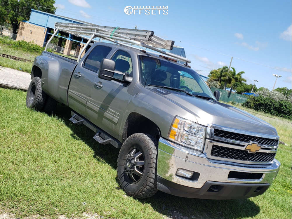 2013 Chevrolet Silverado 3500 HD with 17x10 -24 Fuel Maverick and  33/11.5R17 BFGoodrich Mud Terrain Attack Mt A and Leveling Kit | Custom  Offsets