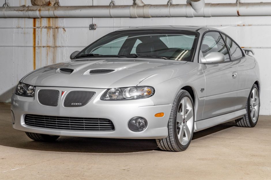 15k-Mile 2005 Pontiac GTO 6-Speed for sale on BaT Auctions - sold for  $25,750 on February 21, 2022 (Lot #66,344) | Bring a Trailer