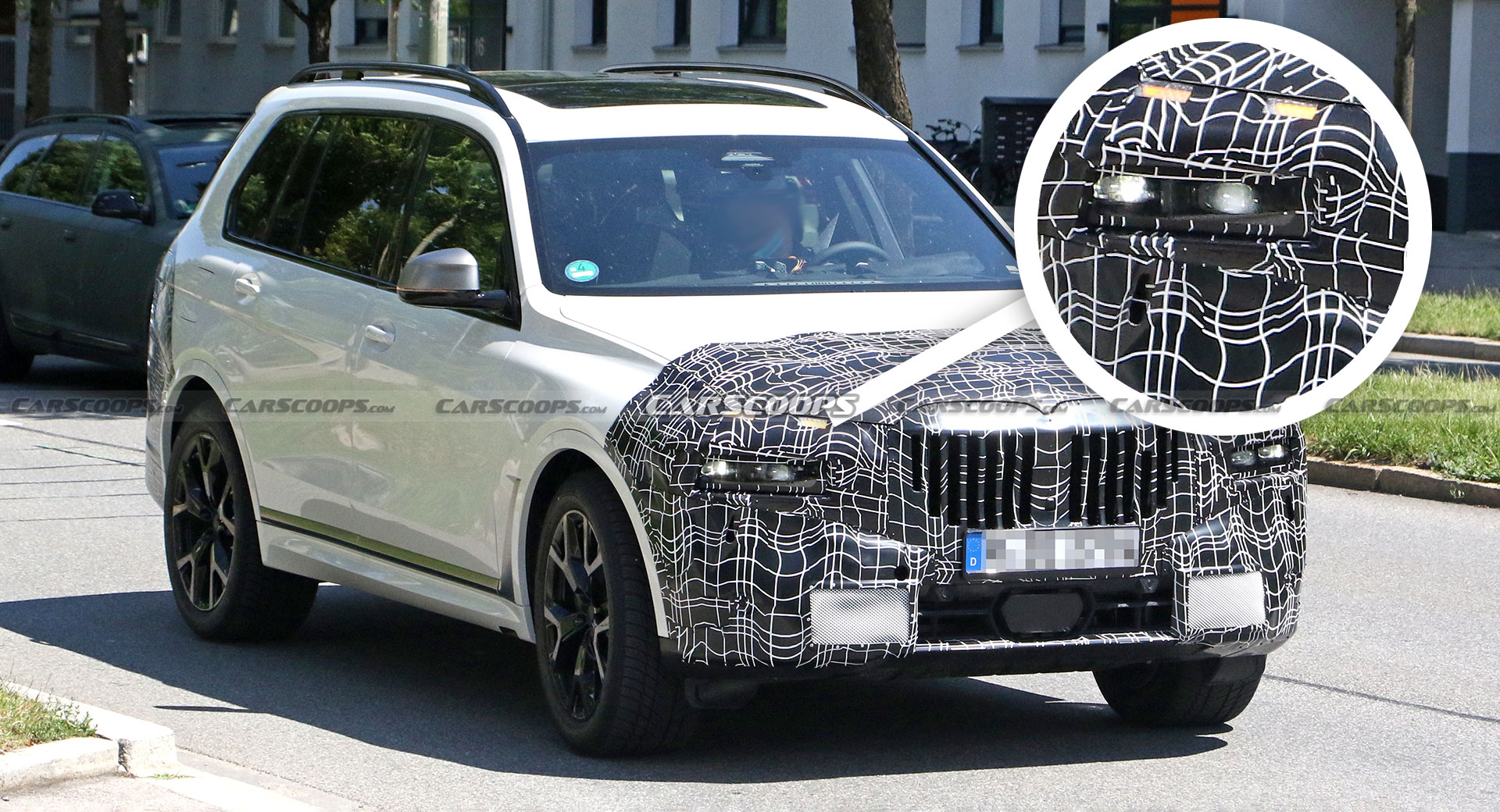 2022 BMW X7: Are Those Split Headlights On The Facelifted Flagship SUV? |  Carscoops