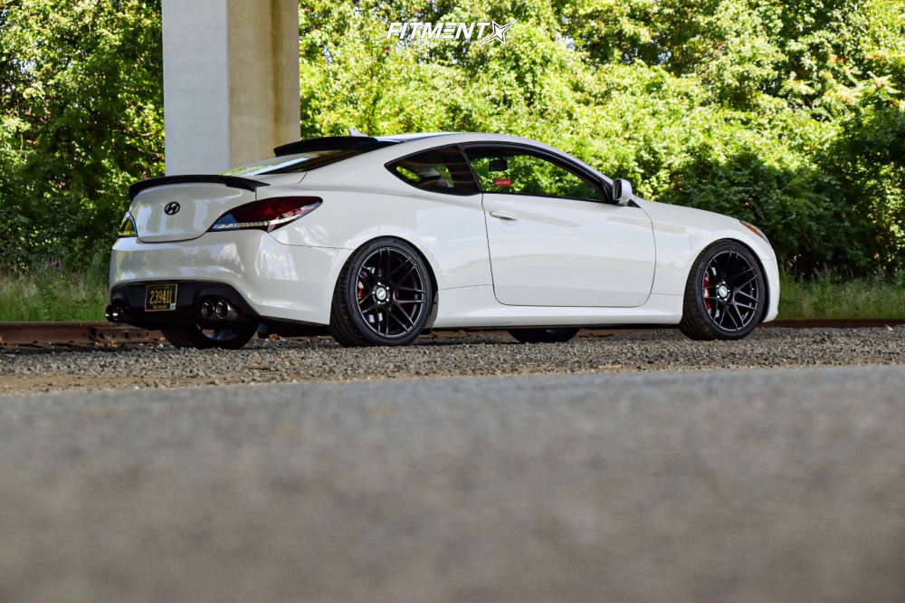2011 Hyundai Genesis Coupe 3.8 R-Spec with 19x9.5 ESR Rf1 and Hankook  265x35 on Coilovers | 781830 | Fitment Industries