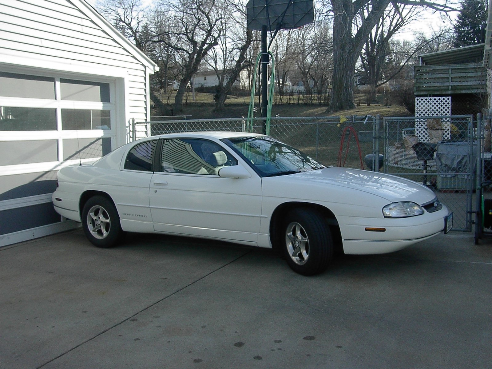 1997 Chevrolet Monte Carlo: Prices, Reviews & Pictures - CarGurus