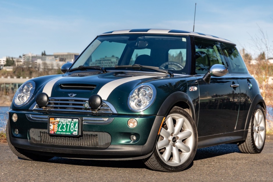 No Reserve: 2005 Mini Cooper S 6-Speed for sale on BaT Auctions - sold for  $8,300 on March 1, 2022 (Lot #66,971) | Bring a Trailer
