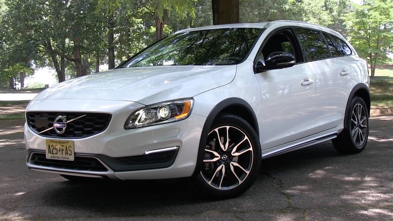 2015 Volvo V60 T5 AWD Cross Country Start Up, Road Test, and In Depth  Review - YouTube