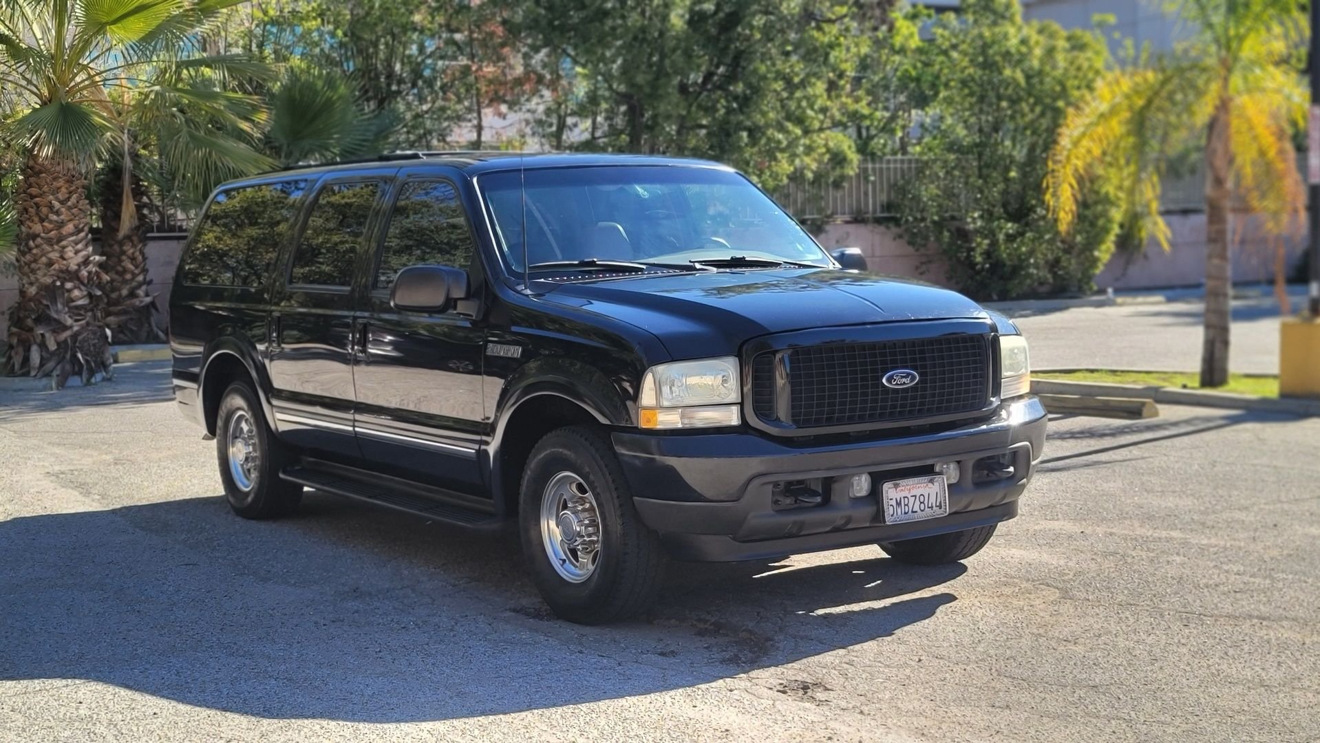 2002 Ford Excursion Limited | Vintage Car Collector