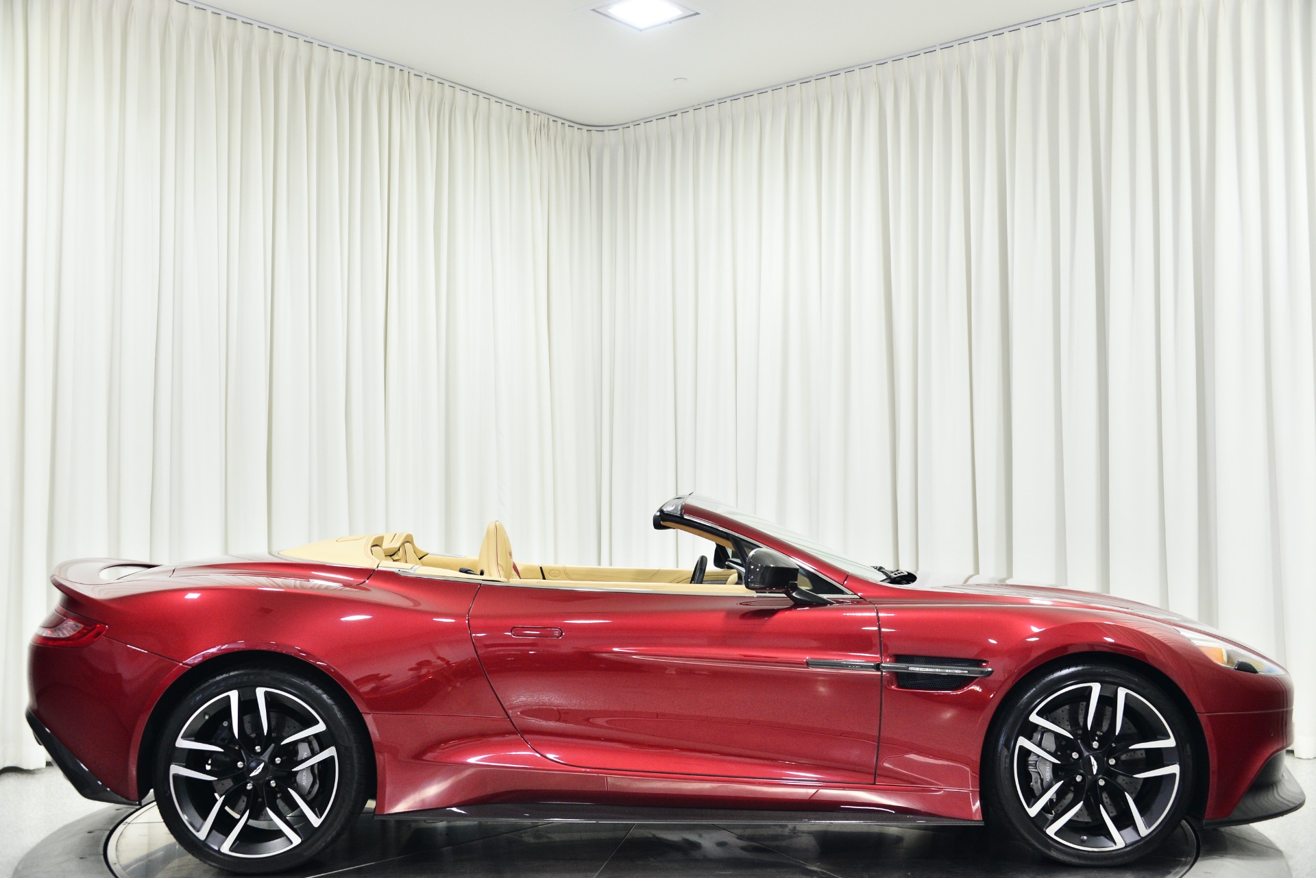 Used 2015 Aston Martin Vanquish Volante For Sale (Sold) | Marshall Goldman  Beverly Hills Stock #BAMRCV