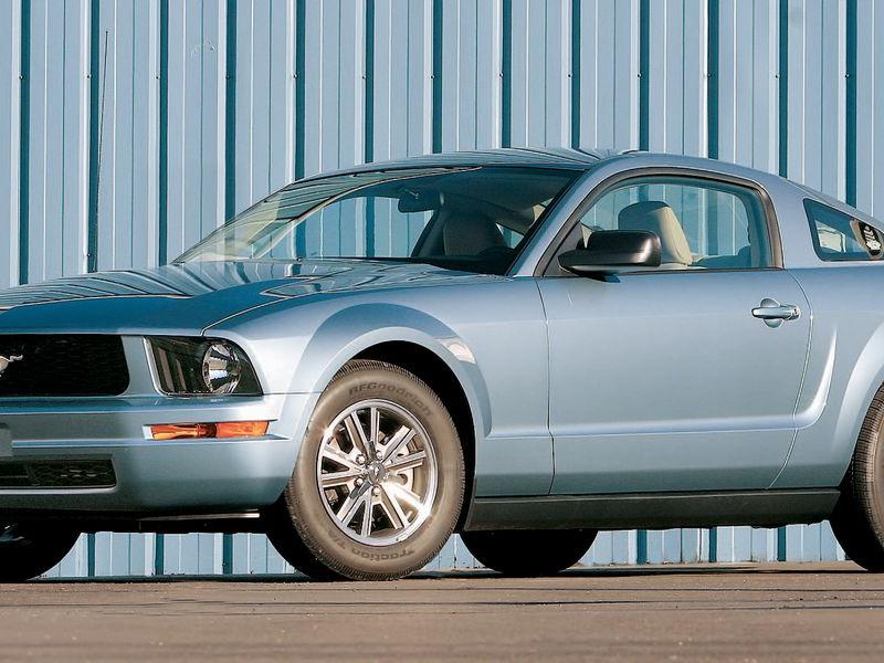 Tested: 2005 Ford Mustang V-6