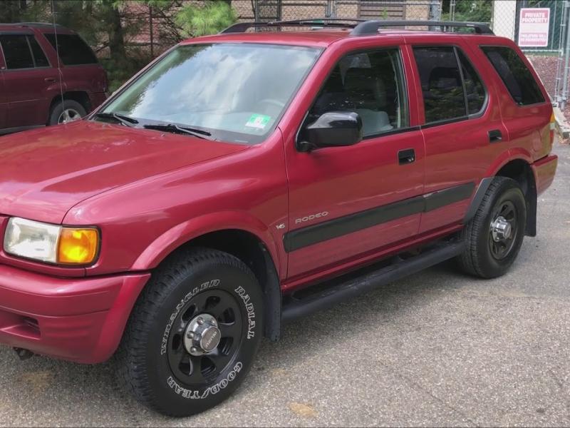 1998 Isuzu Rodeo 5 spd 4x4 Red for sale - YouTube