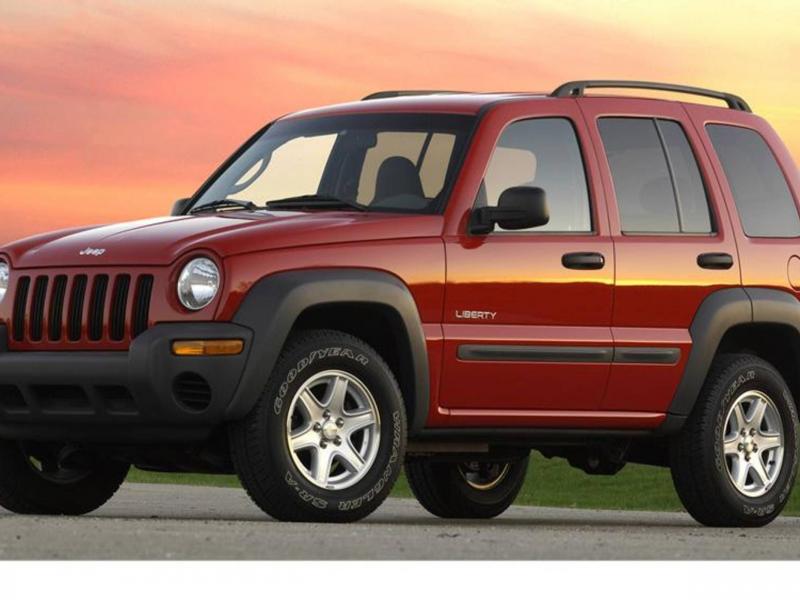 Chrysler recalls Jeep Liberty for possible suspension problem
