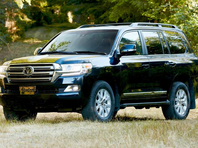 2016 Toyota Land Cruiser Review & Ratings | Edmunds