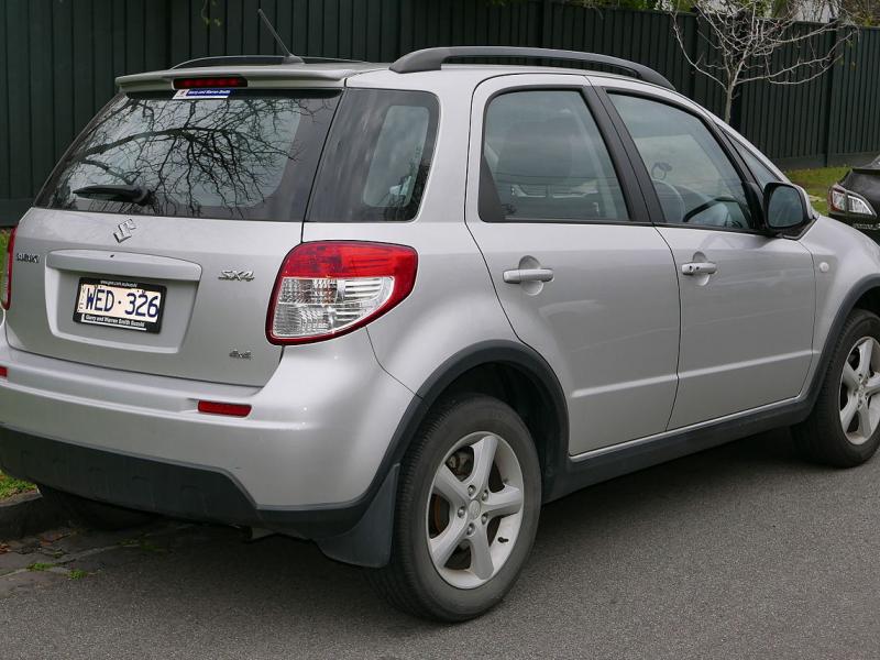File:2007 Suzuki SX4 (GYB) 4WD hatchback (2015-07-09) 02.jpg - Wikimedia  Commons